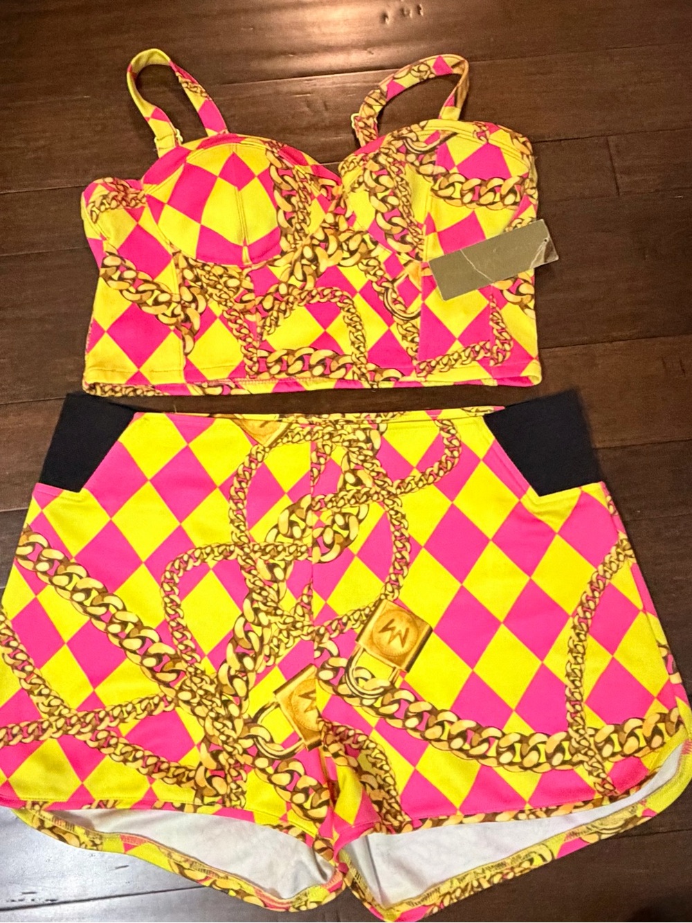Nicki Minaj Neon Yellow & Hot Pink Chain Print Women’s two-Piece set.